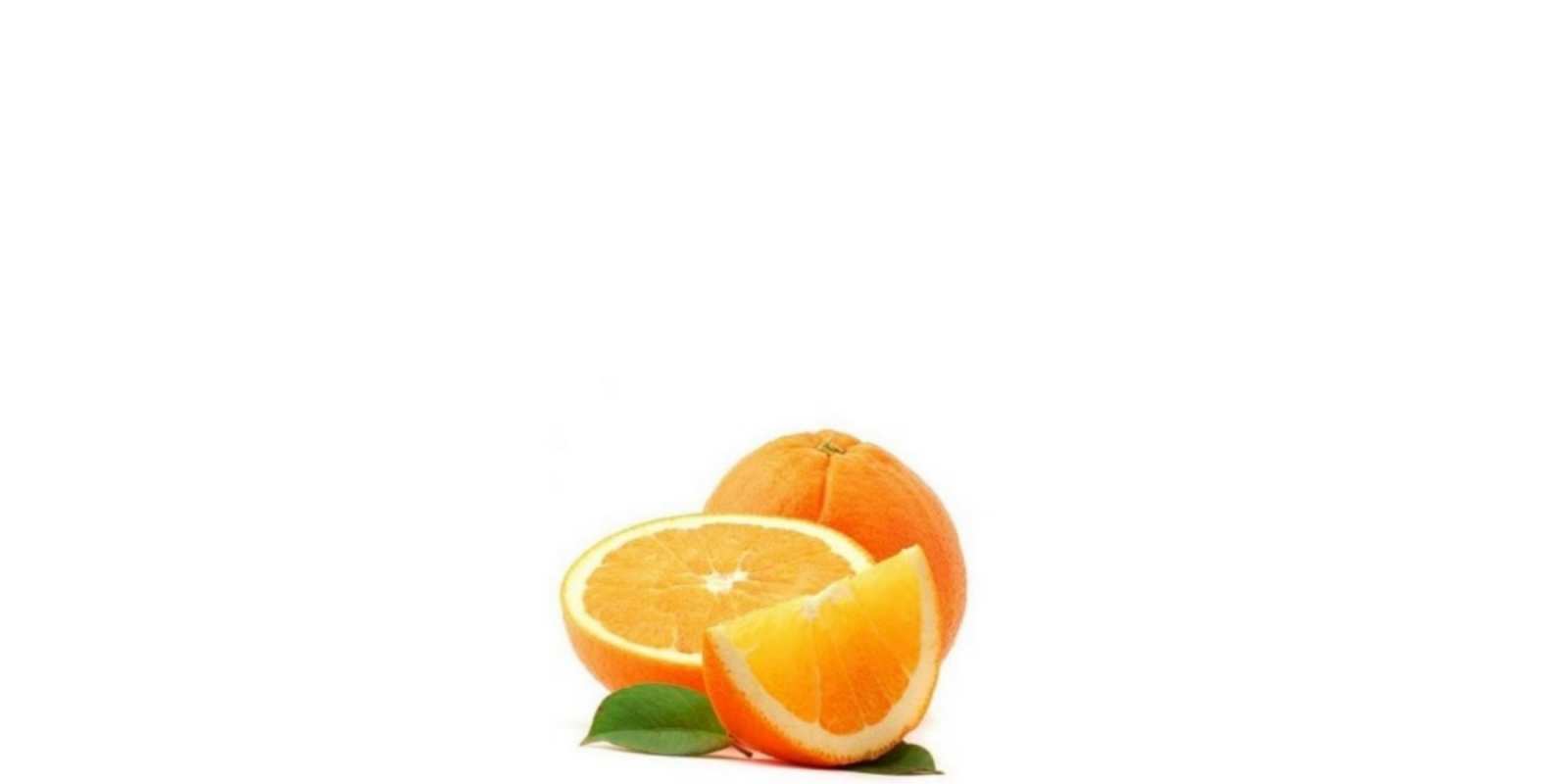 Открытка мандарин нарезан на дольки с зеленым листом мандарин Be happy 