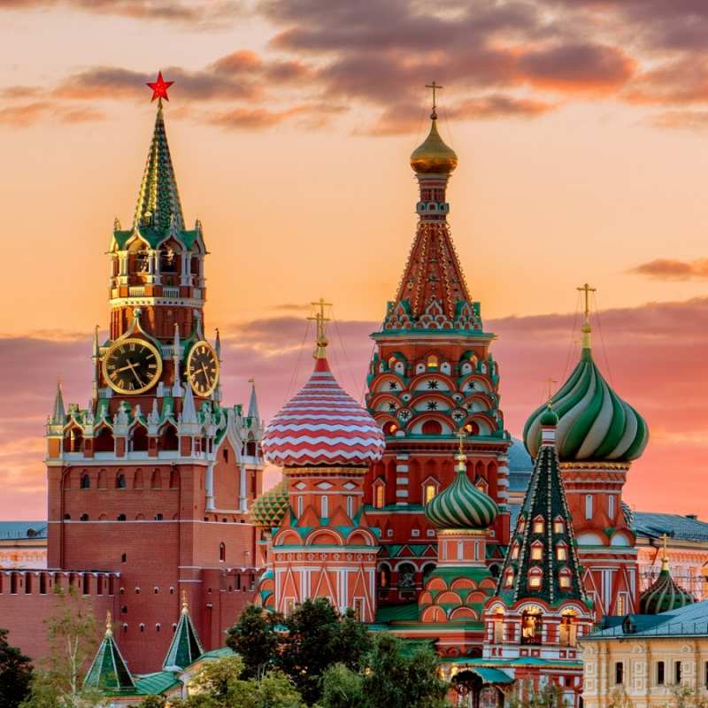 Открытка вид на кремль  С днем России   Happy russia day 