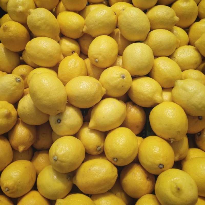 Открытка гора лимонов  это точно поможет  Get well soon 