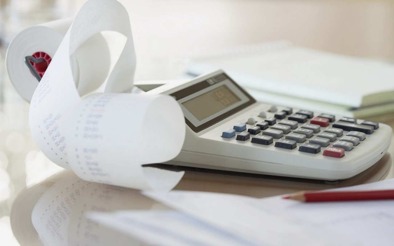 Открытка кассовый аппарат  калькулятор  happy accountant day 