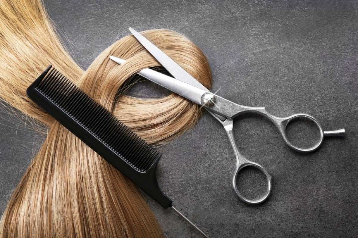 Открытка картинка  на день парикмахера  волосы  Happy hairdresser`s day 