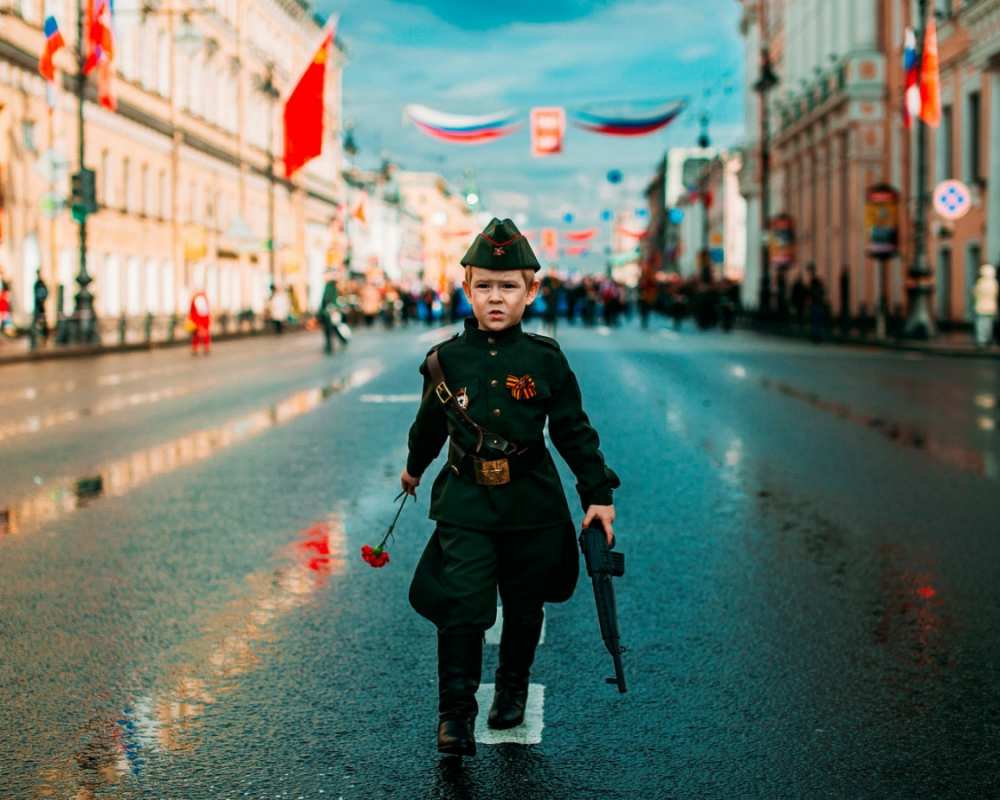 Открытка мальчик на параде в форме  9 мая  From May 9 