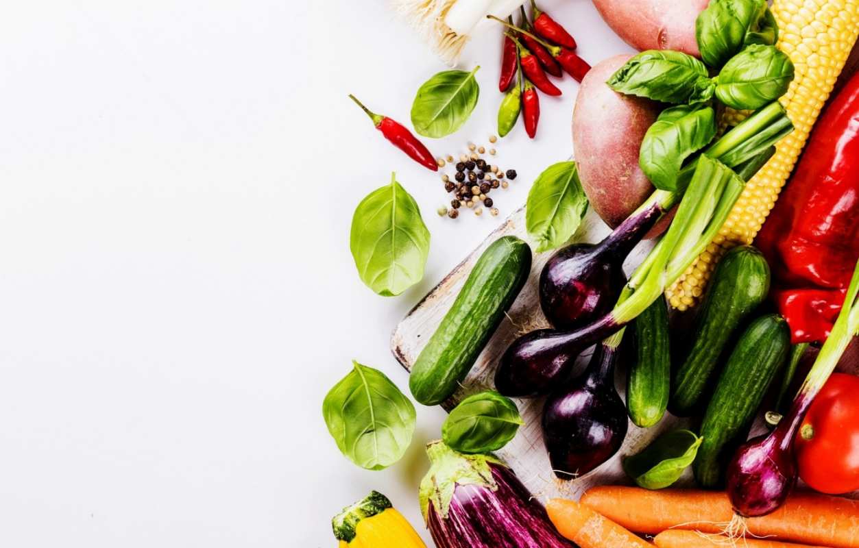 Открытка свежие овощи  день вегана  Happy vegan day 