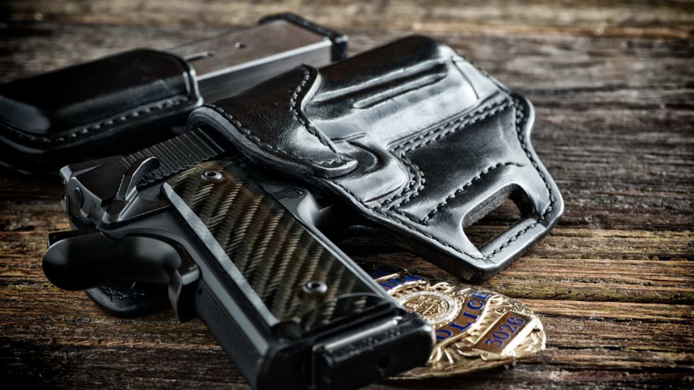 Открытка пистолет 1 пистолет 1 Happy police day 