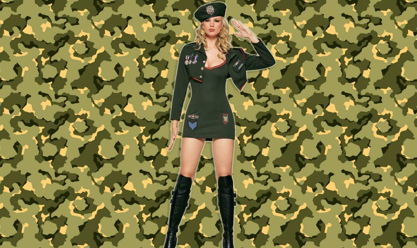 Открытка девушка солдат в военной форме  23 февраля  From February 23 