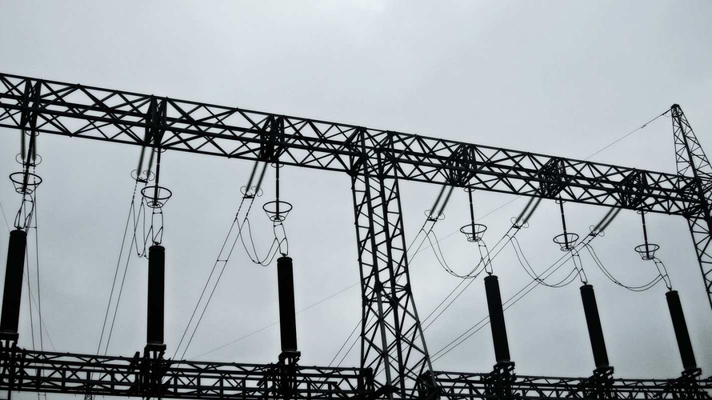 Открытка изоляторы  энергетика  Happy energy day 