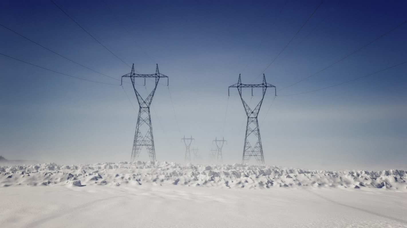 Открытка высоковольтные столбы  снег зима  Happy energy day 