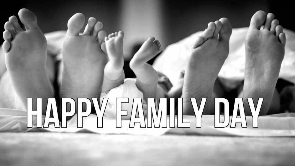 Greetings card с именем, выберите-имя happy family day с днем семьи Greetings with text for free download 