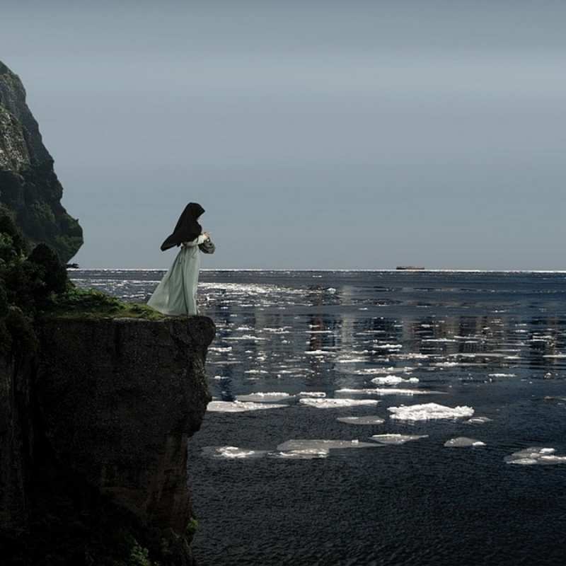 Открытка смотрим на тающую воду  весна лед тает  Do not be sad 