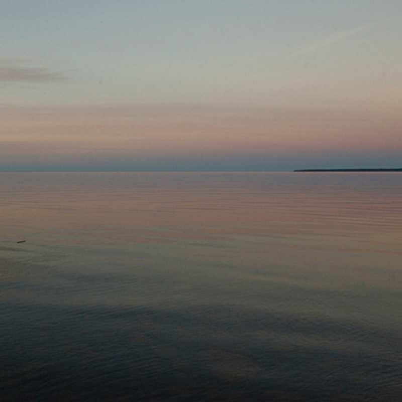 Открытка побережье  водная гладь  Do not be sad 