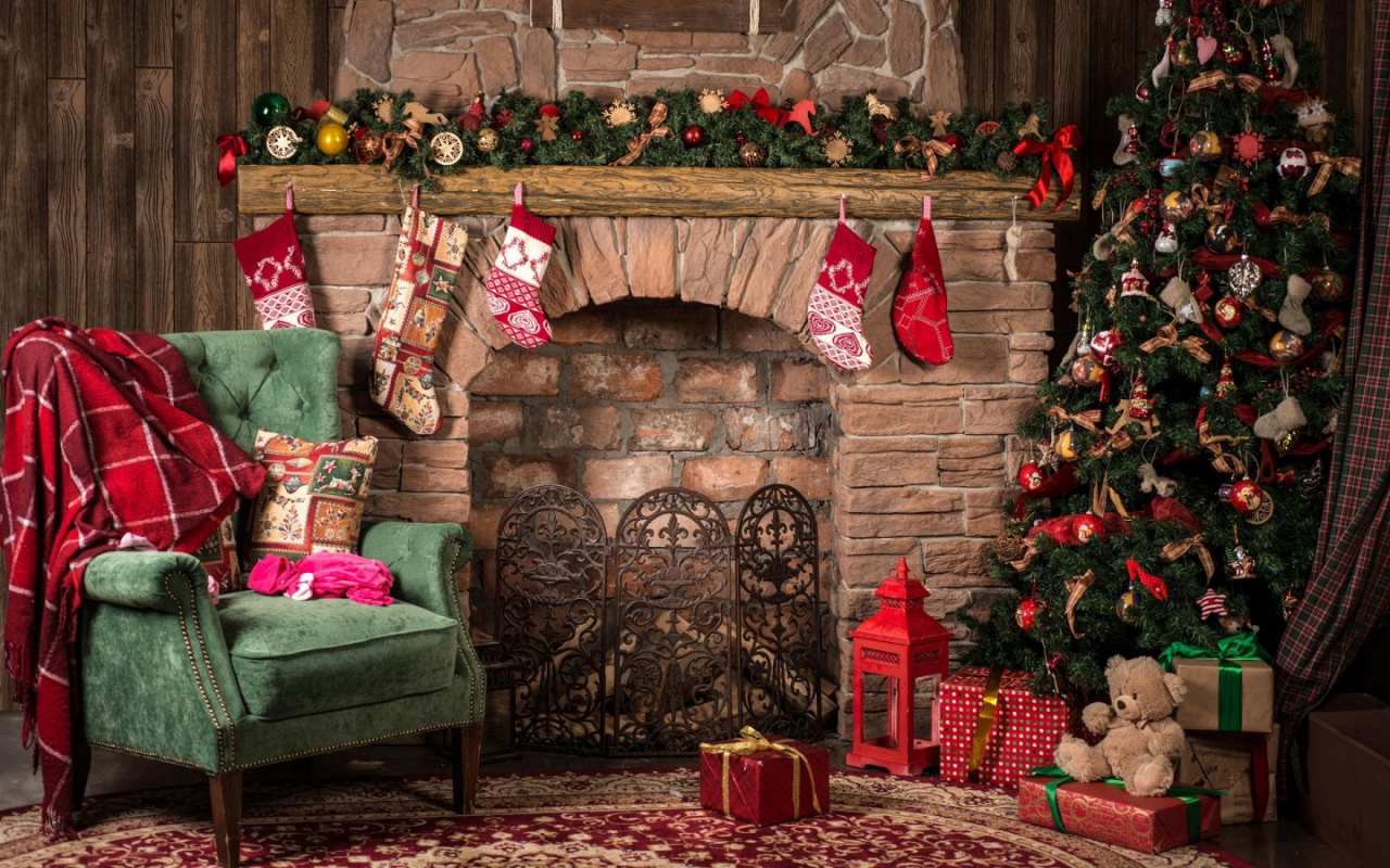 Открытка камин и украшения на рождество  рождество, камин, ель  Merry Christmas 