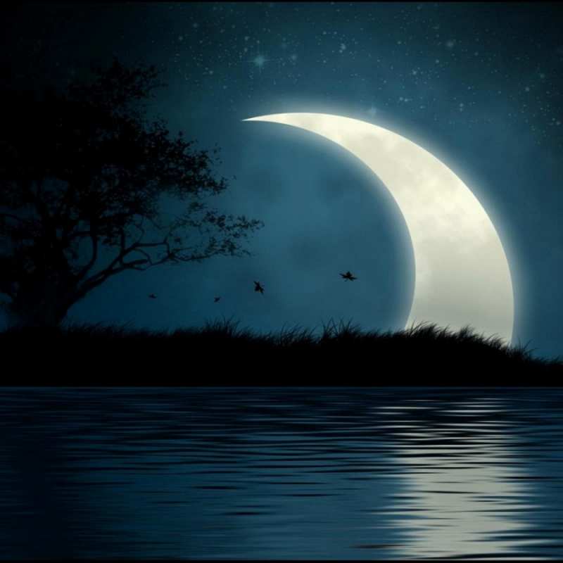 Открытка месяц  вода  Good night 
