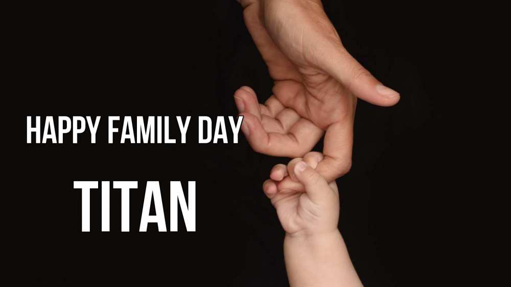 Greetings card с именем, Titan happy family day с днем семьи Greetings with text for free download 